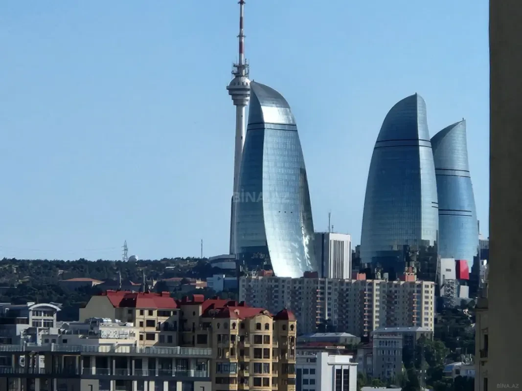 Kirayə verilir 2 otaqlı mənzil 75 m²