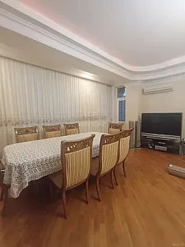 Kirayə verilir 4 otaqlı mənzil 182 m² — Bakı 4 otaq 182.00 m²