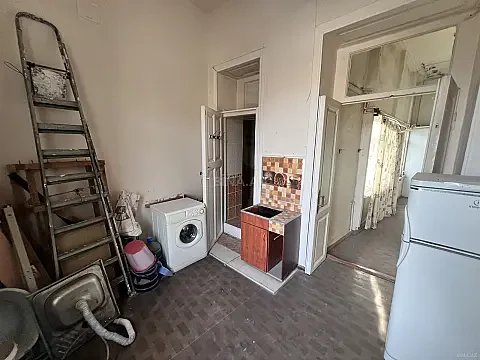 Kirayə verilir obyekt 220 m² — Bakı 220.00 m²