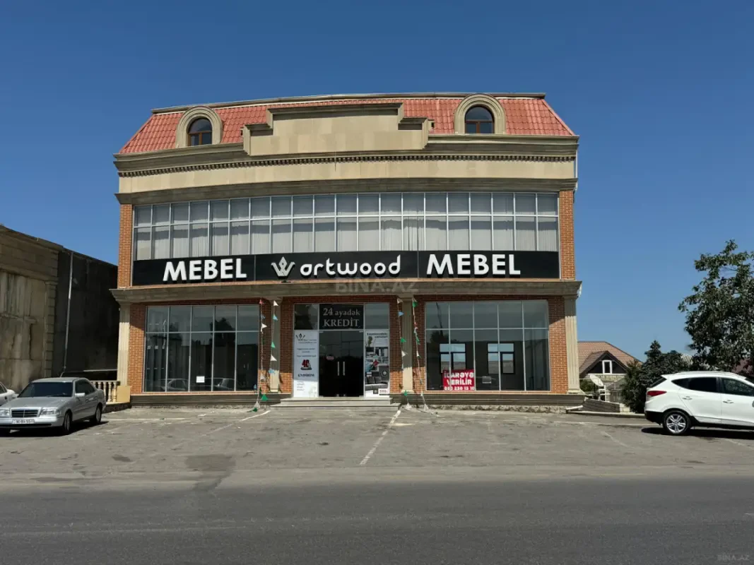 Kirayə verilir obyekt 1031 m²
