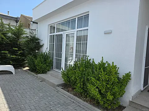 Kirayə verilir 3 otaqlı həyət evi 250 m² — Bakı 3 otaq 250.00 m²