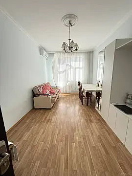 Satılır 2 otaqlı mənzil 50 m² — Bakı, İnşaatçılar 2 otaq 50.00 m²