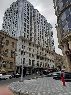 Kirayə verilir 2 otaqlı mənzil 74 m² — Bakı 2 otaq 74.00 m²