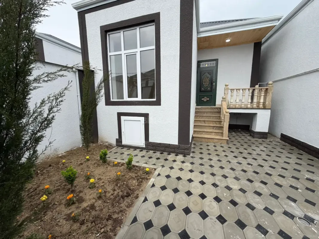 Satılır 2 otaqlı həyət evi 65 m²