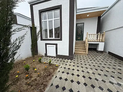 Satılır 2 otaqlı həyət evi 65 m² — Bakı 2 otaq 65.00 m²
