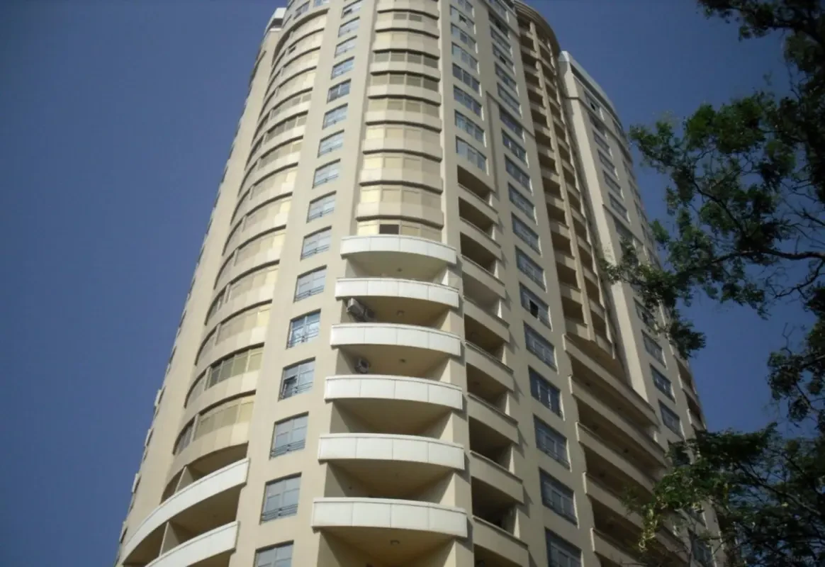 Kirayə verilir 3 otaqlı mənzil 165 m²