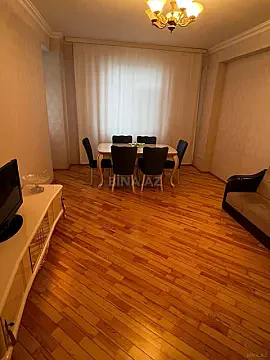 Satılır 2 otaqlı mənzil 90 m² — Bakı, Memar Əcəmi yanı 2 otaq 90.00 m²