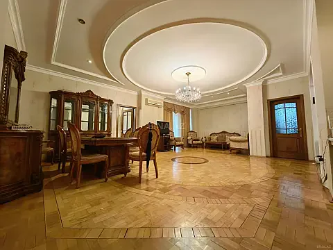 Satılır 3 otaqlı mənzil 120 m² — Bakı 3 otaq 120.00 m²