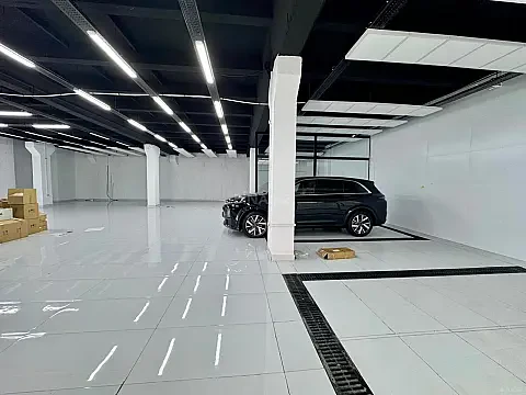 Kirayə verilir obyekt 505 m² — Bakı 505.00 m²