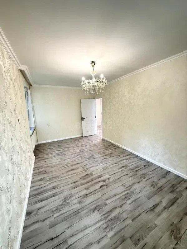 Satılır 3 otaqlı mənzil 52 m²