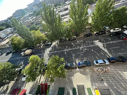 Satılır 3 otaqlı mənzil 150 m² — Bakı 3 otaq 150.00 m²