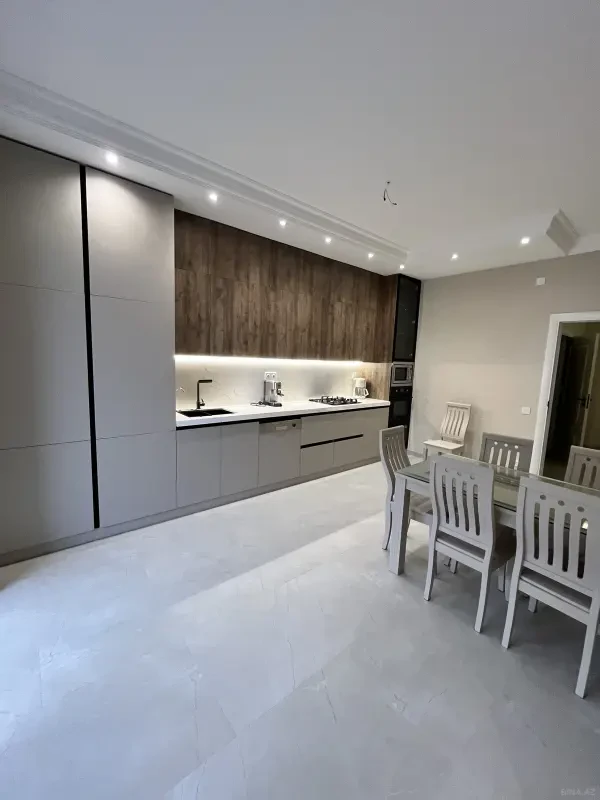 Kirayə verilir 3 otaqlı mənzil 125 m²