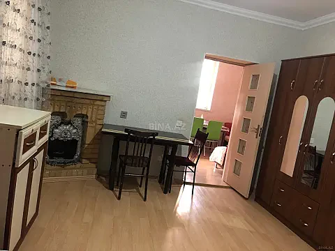 Kirayə verilir 2 otaqlı həyət evi 70 m² — Bakı, İnşaatçılar 2 otaq 70.00 m²