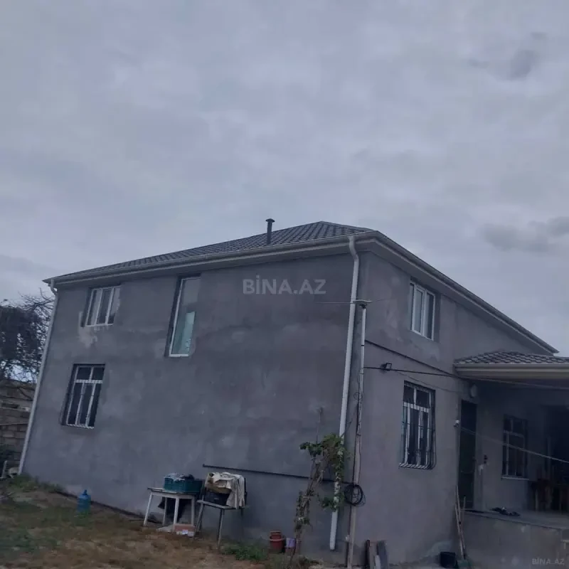 Satılır 4 otaqlı həyət evi 164 m²
