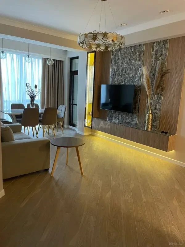 Kirayə verilir 3 otaqlı mənzil 106 m²