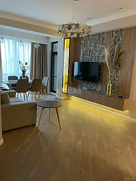 Kirayə verilir 3 otaqlı mənzil 106 m² — Bakı, Nizami 3 otaq 106.00 m²