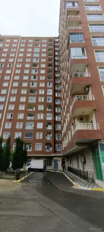 Kirayə verilir 3 otaqlı mənzil 98 m²