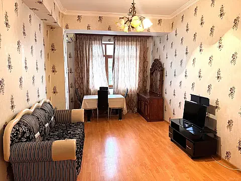 Kirayə verilir 2 otaqlı mənzil 70 m² — Bakı, Bayıl 2 otaq 70.00 m²