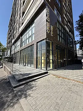 Kirayə verilir obyekt 260 m² — Bakı 260.00 m²