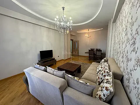 Kirayə verilir 2 otaqlı mənzil 88 m² — Bakı 2 otaq 88.00 m²