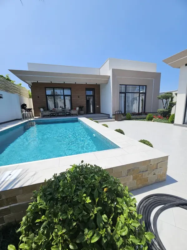 Satılır 4 otaqlı həyət evi 160 m²