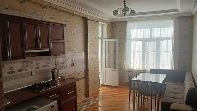Kirayə verilir 3 otaqlı mənzil 110 m² — Bakı, Yeni Yasamal 3 otaq 110.00 m²