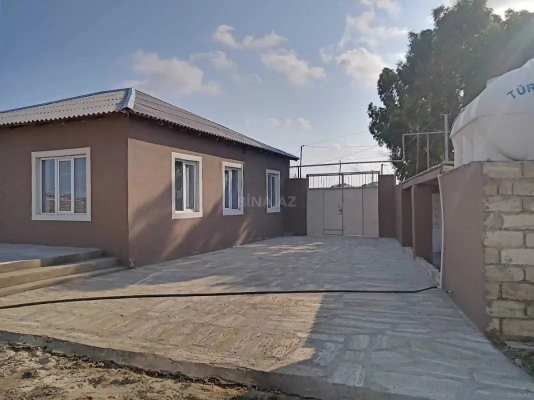 Kirayə verilir 3 otaqlı həyət evi 95 m²