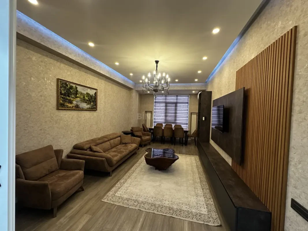 Kirayə verilir 3 otaqlı mənzil 99 m²