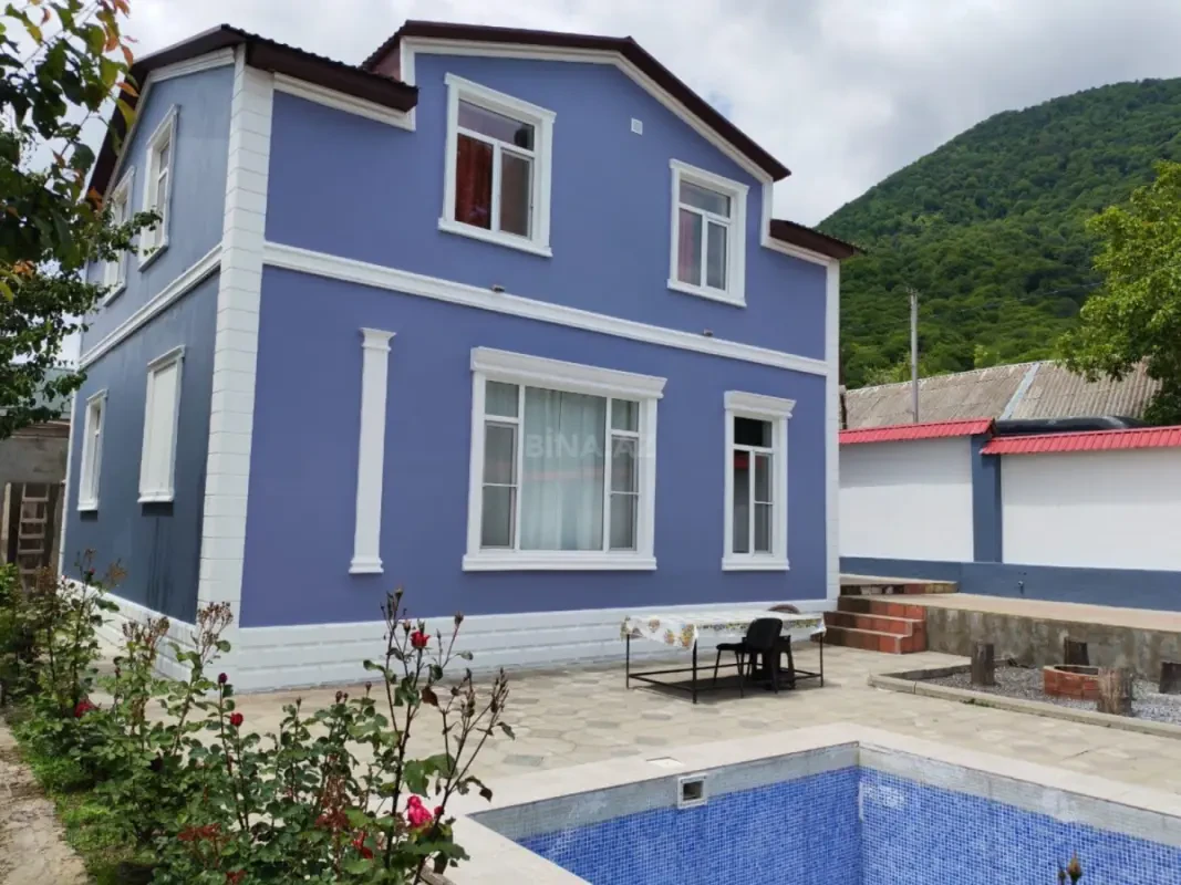 Kirayə verilir 6 otaqlı həyət evi 180 m²