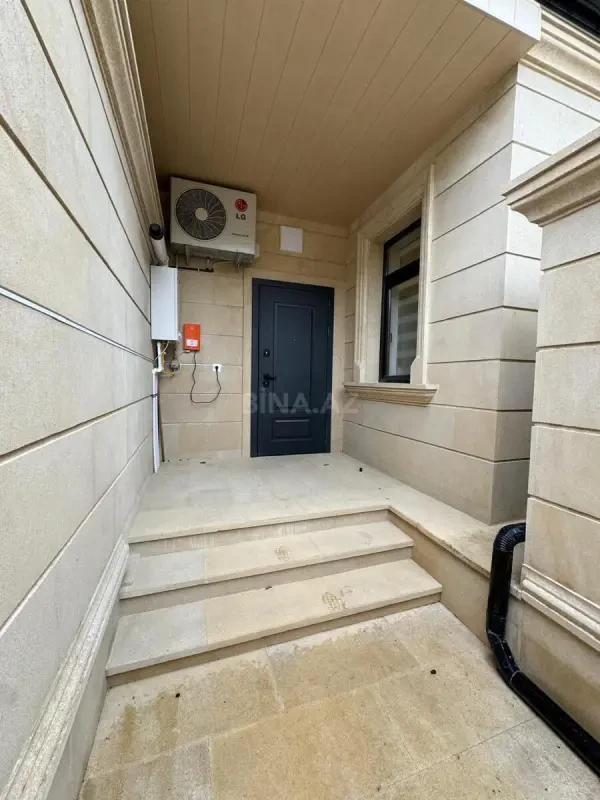 Kirayə verilir 2 otaqlı həyət evi 82 m²