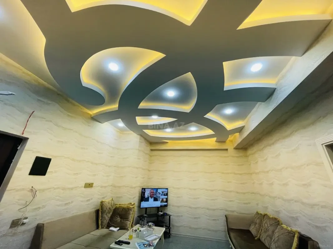 Kirayə verilir 2 otaqlı mənzil 100 m²