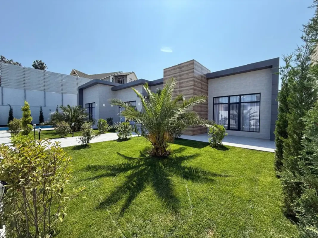 Satılır 5 otaqlı həyət evi 250 m²
