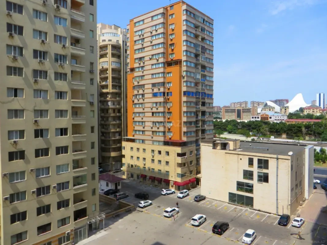 Kirayə verilir 3 otaqlı mənzil 110 m²