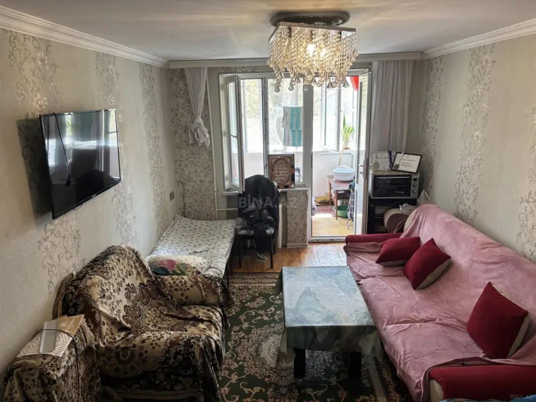 Satılır 2 otaqlı mənzil 43 m²