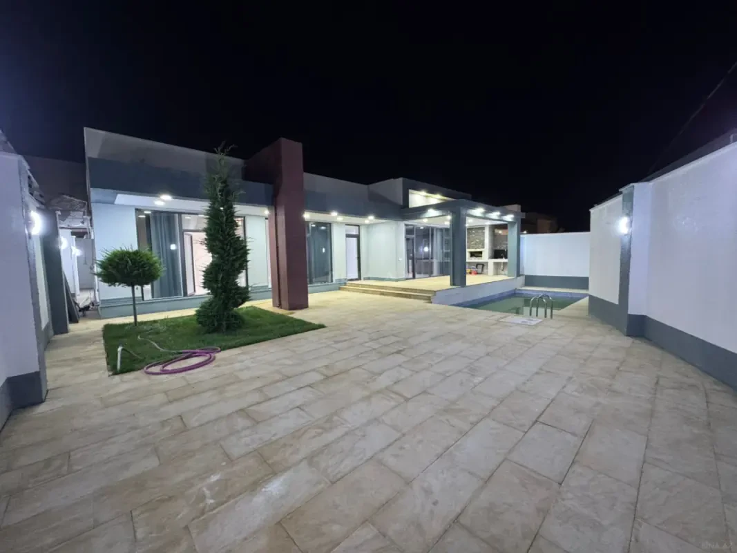 Satılır 4 otaqlı həyət evi 160 m²