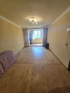 Satılır 6 otaqlı mənzil 70 m² — Bakı, Həzi Aslanov qəs. 6 otaq 70.00 m²