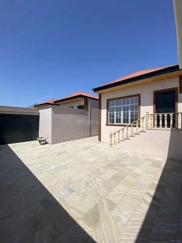 Satılır 2 otaqlı həyət evi 80 m²