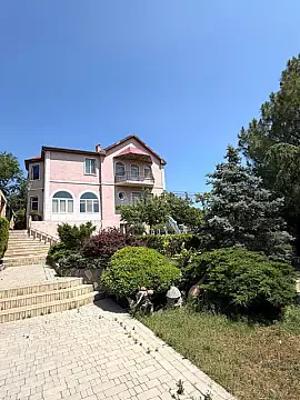 Kirayə verilir 7 otaqlı həyət evi 360 m² — Bakı, Badamdar 7 otaq 360.00 m²