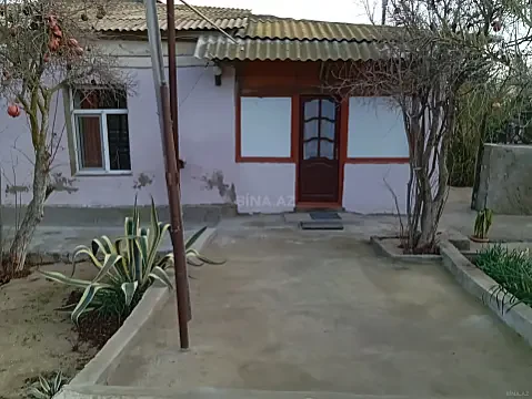 Satılır 6 otaqlı həyət evi 180 m² — Bakı 6 otaq 180.00 m²