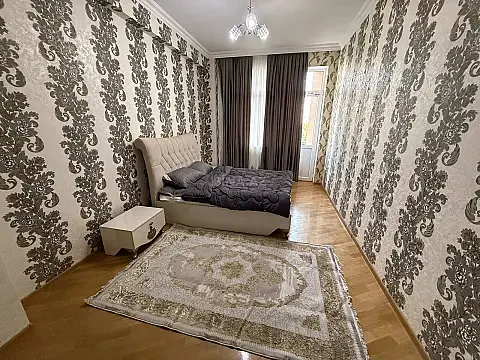 Kirayə verilir 2 otaqlı mənzil 70 m² — Bakı, Nərimanov 2 otaq 70.00 m²