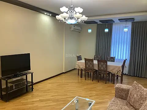 Kirayə verilir 3 otaqlı mənzil 135 m² — Bakı, Nərimanov 3 otaq 135.00 m²