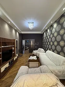 Kirayə verilir 3 otaqlı mənzil 100 m² — Bakı, Sahil qəs. 3 otaq 100.00 m²