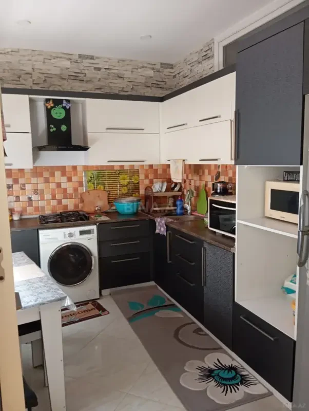 Kirayə verilir 3 otaqlı mənzil 95 m²
