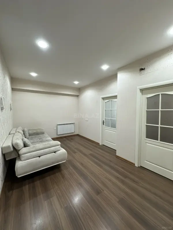 Satılır 2 otaqlı mənzil 52 m²