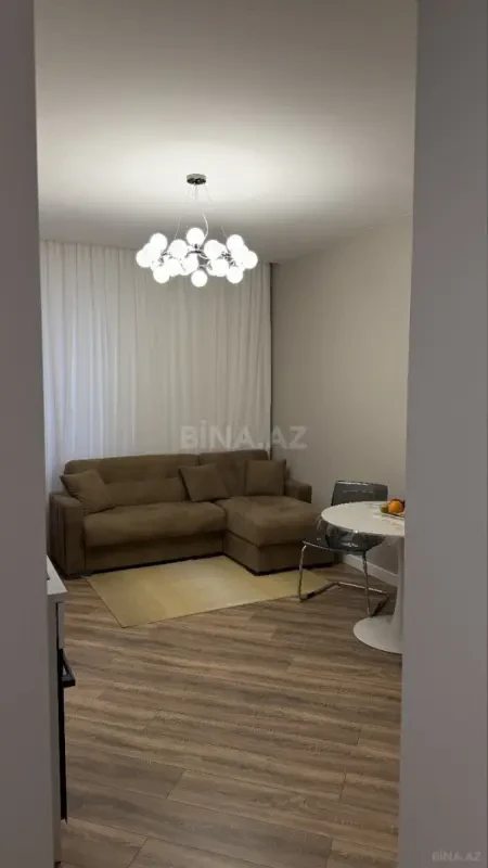 Kirayə verilir 2 otaqlı mənzil 62 m²