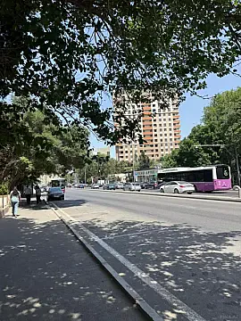 Kirayə verilir 2 otaqlı mənzil 70 m² — Bakı, Memar Əcəmi yanı 2 otaq 70.00 m²