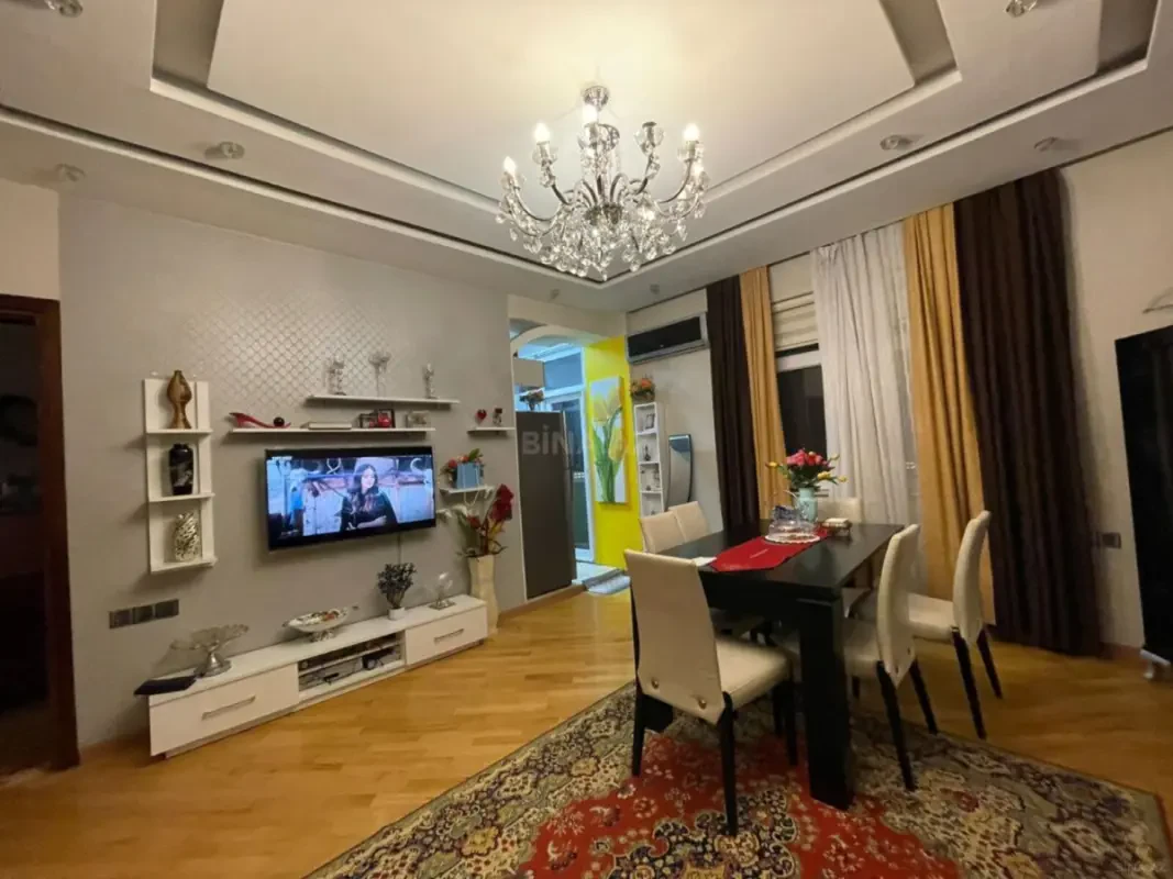 Kirayə verilir 3 otaqlı mənzil 67 m²