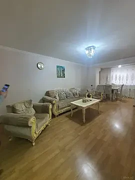 Satılır 3 otaqlı mənzil 70 m² — Bakı, İnşaatçılar 3 otaq 70.00 m²