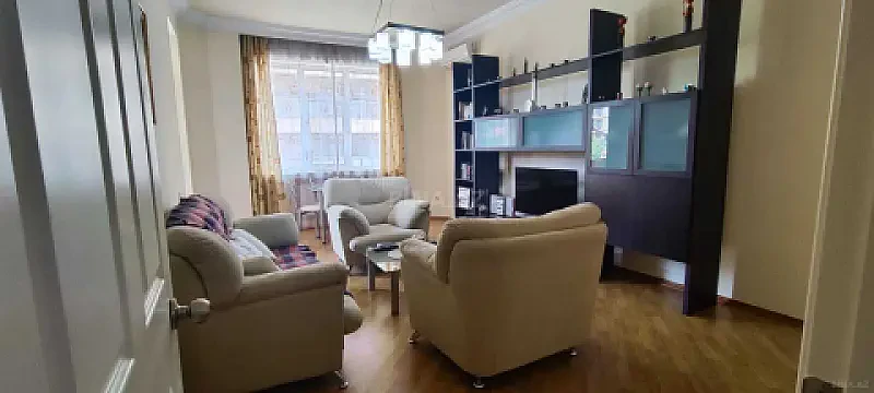 Kirayə verilir 2 otaqlı mənzil 95 m² — Bakı, Nizami 2 otaq 95.00 m²