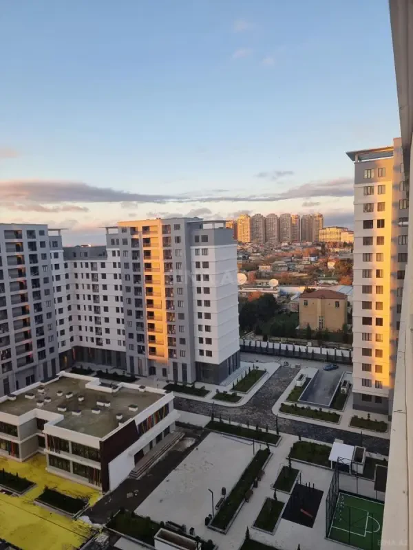 Kirayə verilir 2 otaqlı mənzil 50 m²